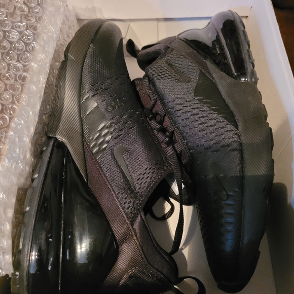 Nike airmax 270 size 10 - Picture 1 of 5